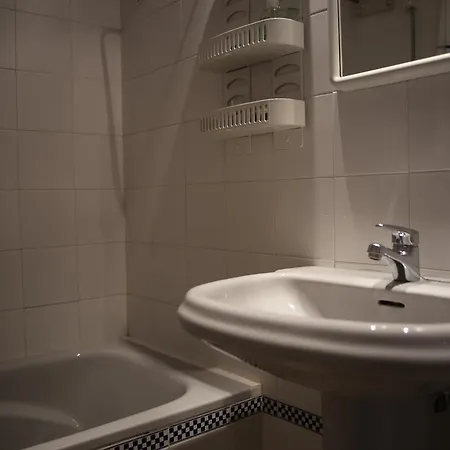 Juderia Lirio Alto Apartment *